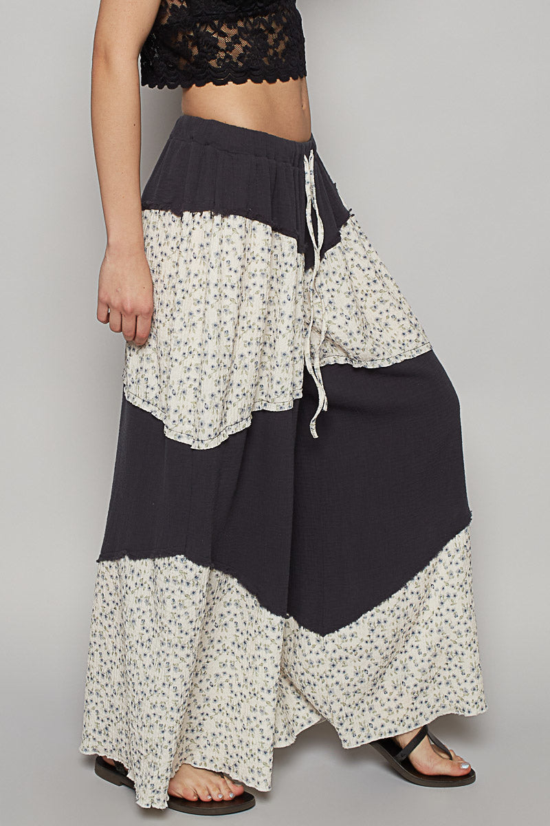 POL Contrast Floral Drawstring Wide Leg Pants
