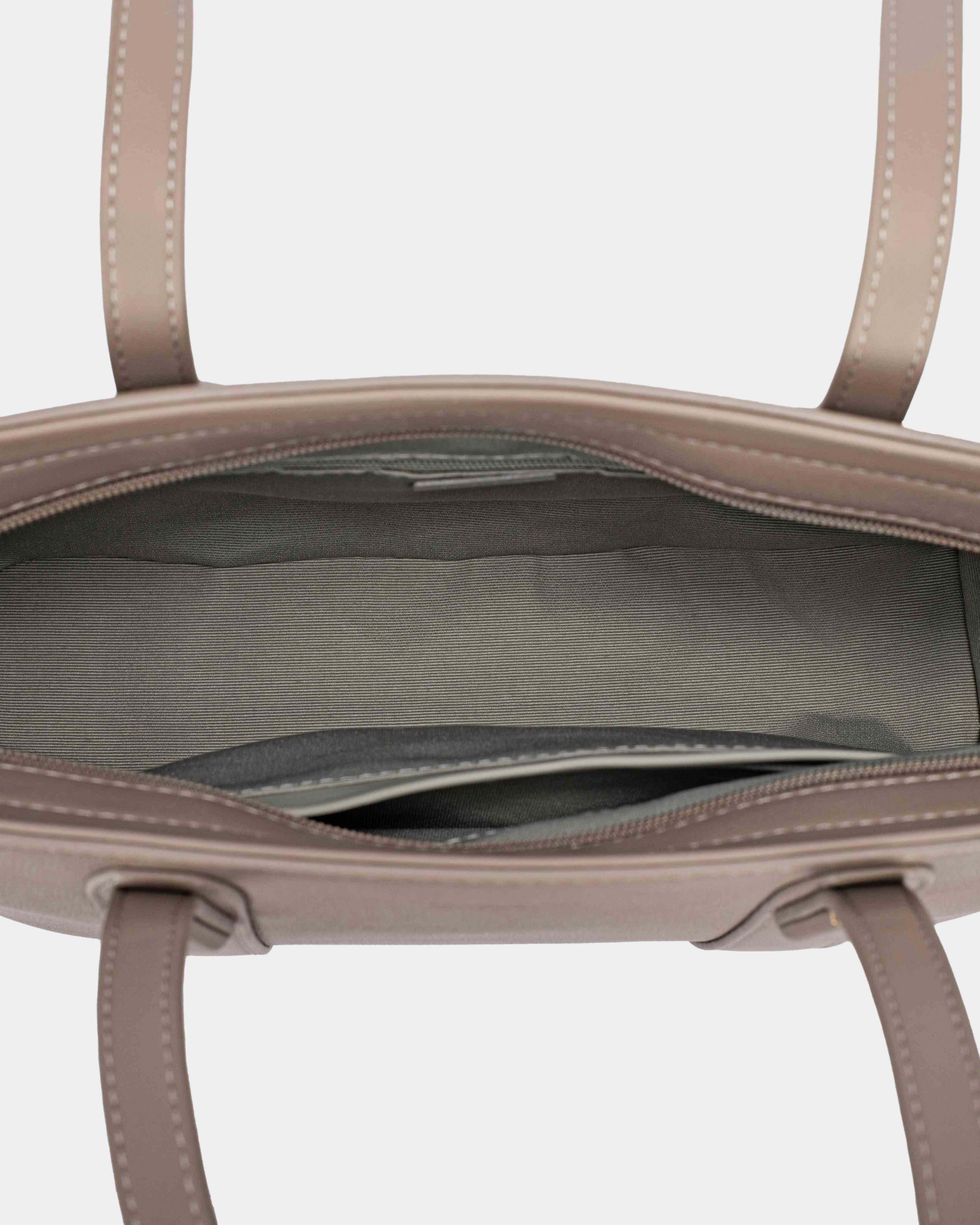David Jones Leather Tote Bag with Gold Hardware