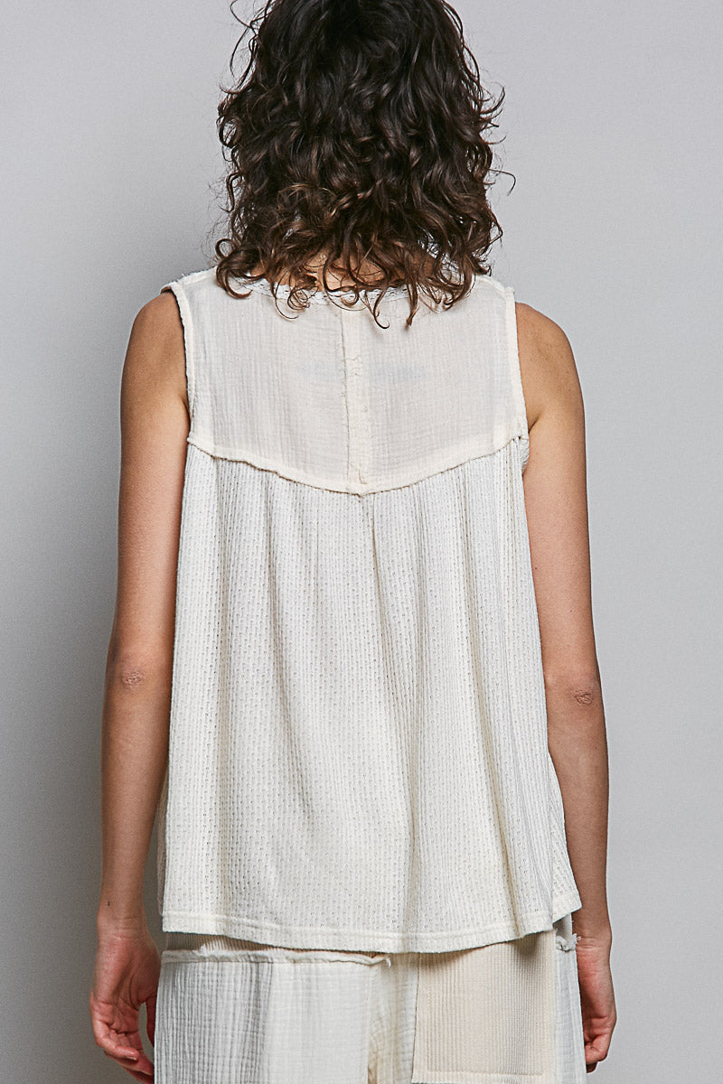 POL Lace Detail Floral Double Gauze Patch Sleeveless Top